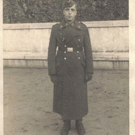Alfred Weiss in uniform.jpg